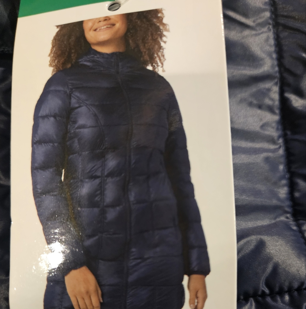 Adventure Navy Puffer Jacket - Picture 2 of 3